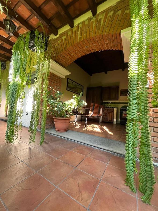 Casa Del Viajero Colonial Apartman Antigua Kültér fotó