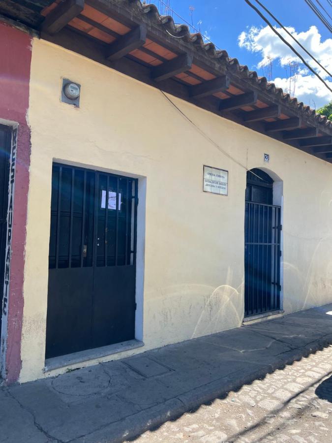 Casa Del Viajero Colonial Apartman Antigua Kültér fotó