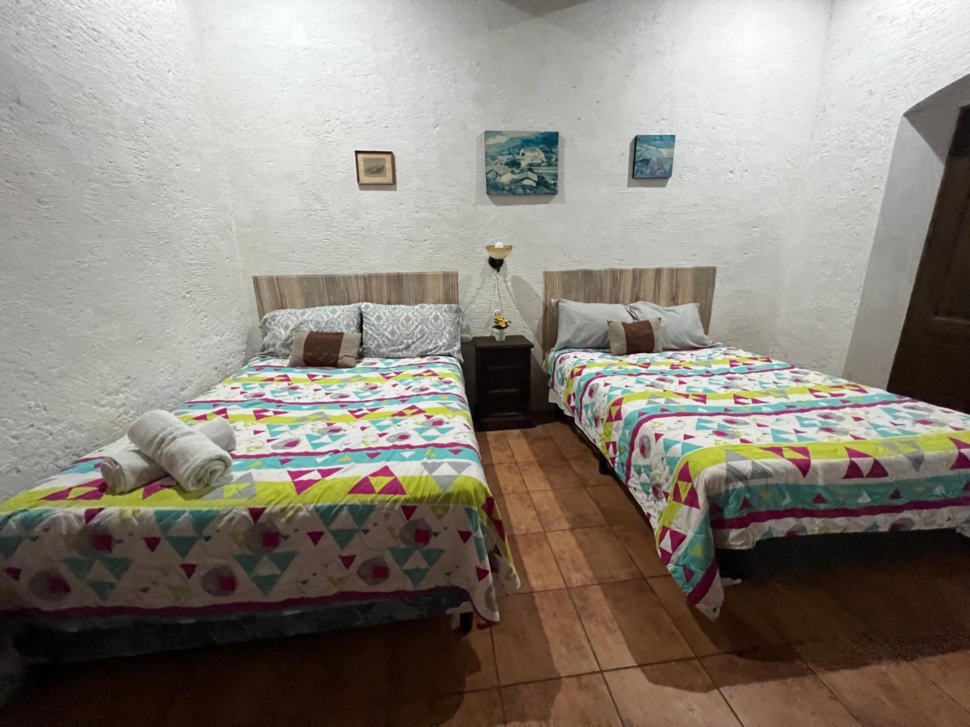 Casa Del Viajero Colonial Apartman Antigua Kültér fotó